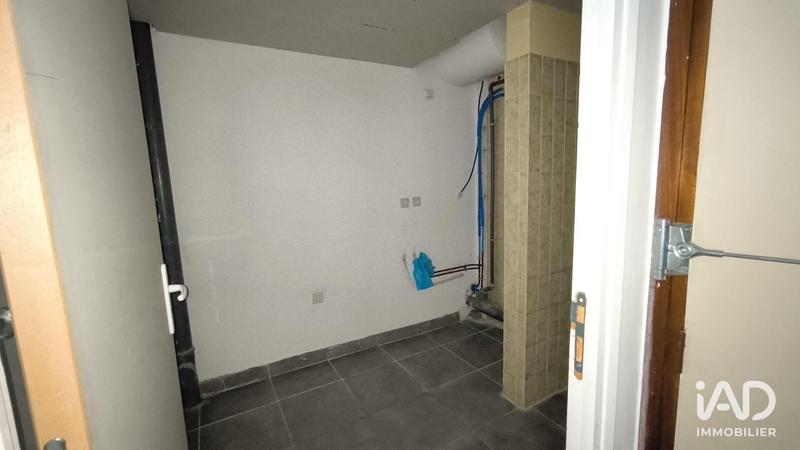 Local commercial - 115 m²