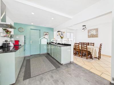 Maison - 135 m² - 5 pièces