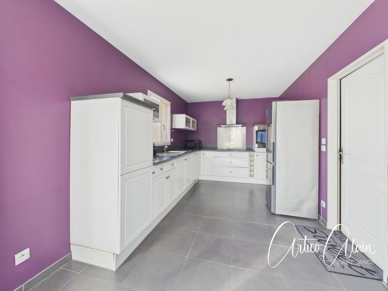 Maison - 91 m² - 4 pièces