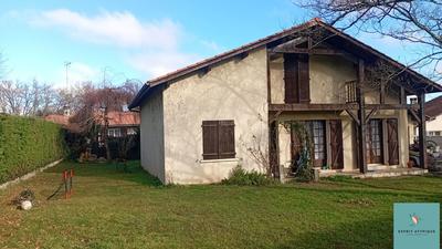 Maison traditionnelle - 111 m² - 5 pièces