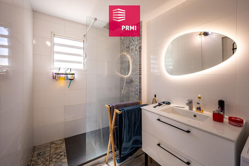 Maison - 213 m² - 8 pièces