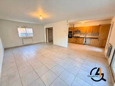 Maison - 111 m² - 5 pièces