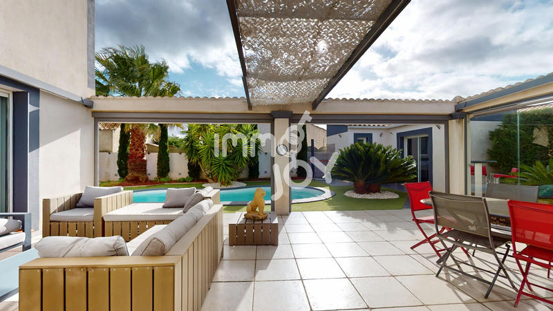 Maison - 172 m² - 7 pièces