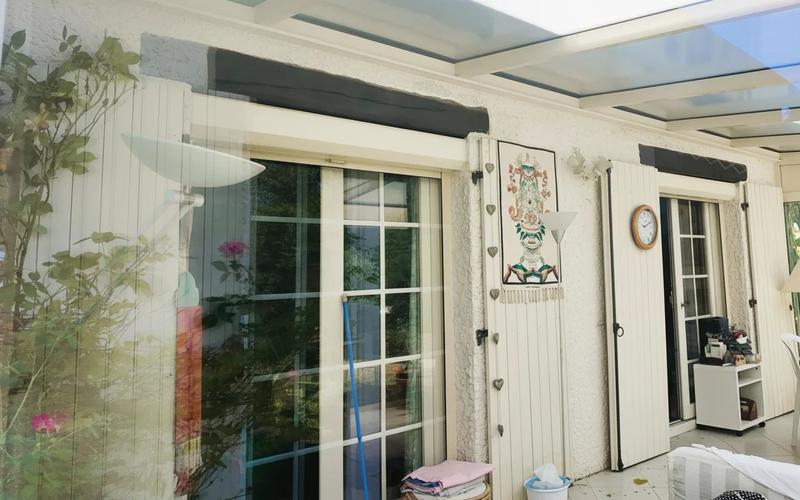 Maison - 182 m² - 7 pièces