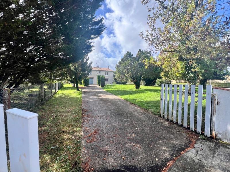 Maison - 101 m² - 7 pièces