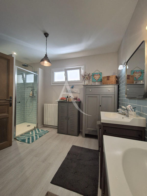 Maison - 156 m² - 5 pièces