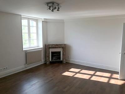 Appartement - 109 m² - 4 pièces