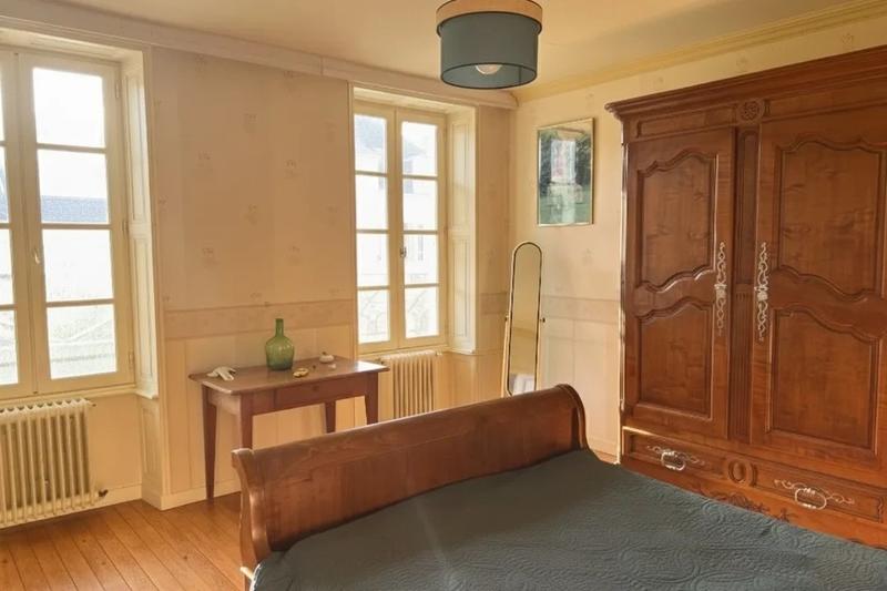 Maison - 309 m² - 8 pièces