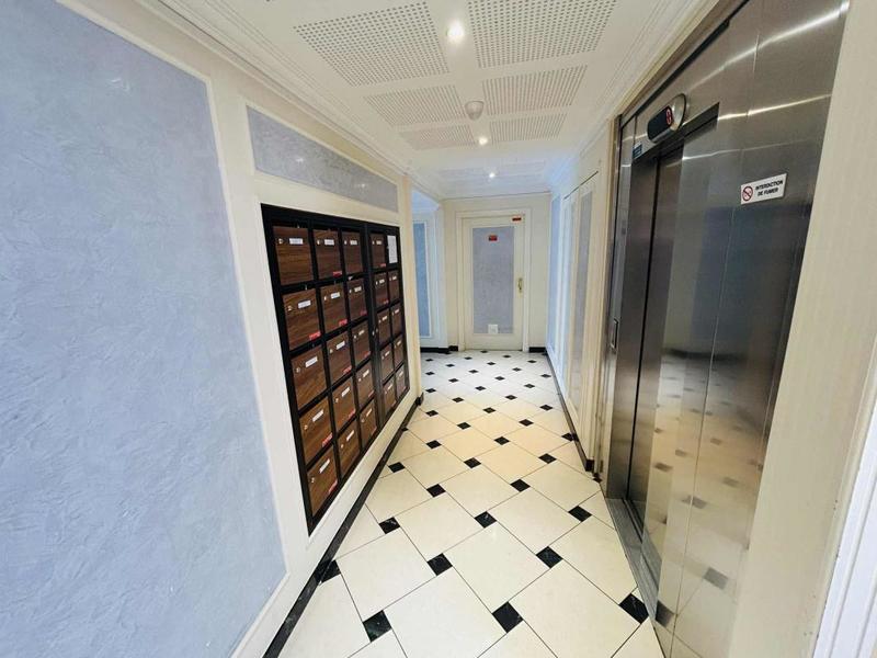 Penthouse - 108 m² - 3 pièces