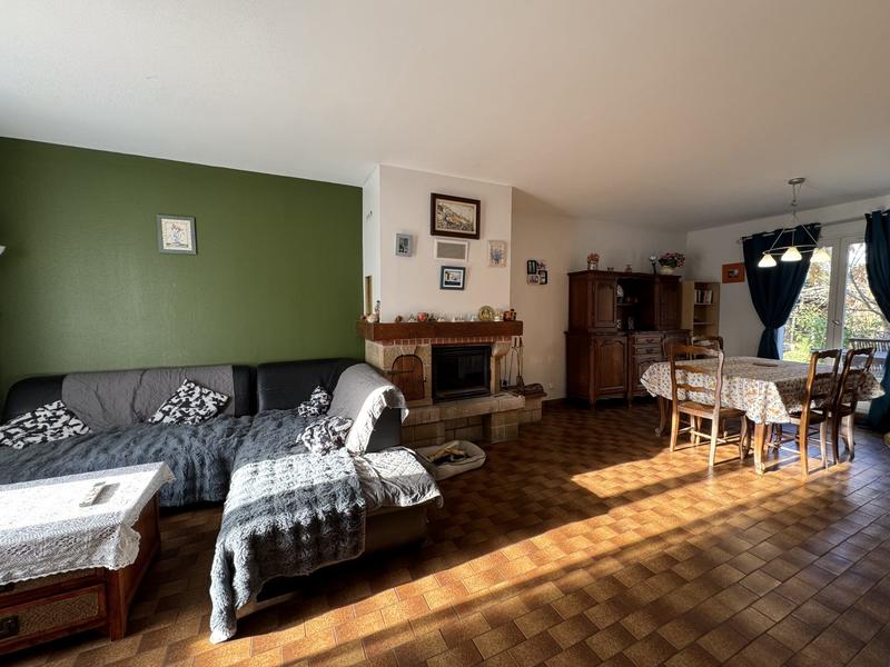 Maison - 110 m² - 5 pièces