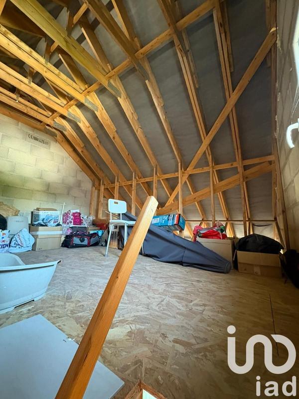 Maison - 99 m² - 4 pièces