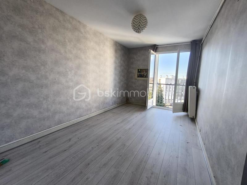 Appartement - 75 m² - 4 pièces