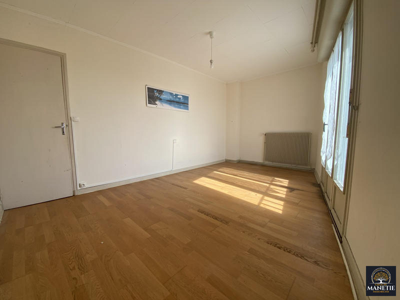 Maison - 144 m² - 8 pièces