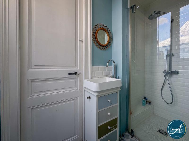 Appartement - 128 m² - 5 pièces