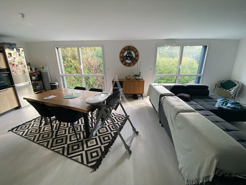 Maison - 90 m² - 3 pièces