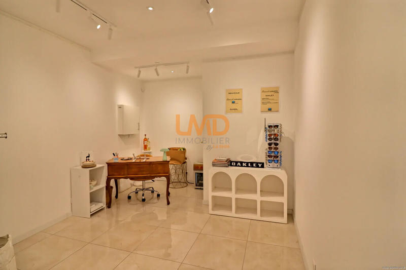 Fonds de commerce - Bureau - 34 m²