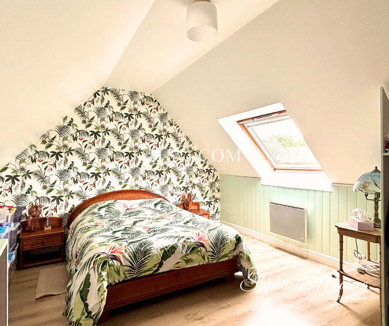 Maison traditionnelle - 132 m² - 6 pièces