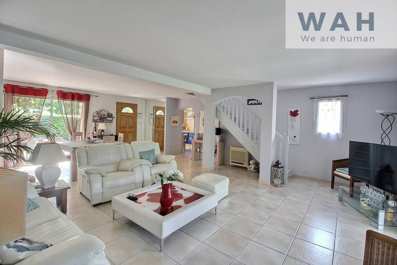 Maison - 155 m² - 4 pièces