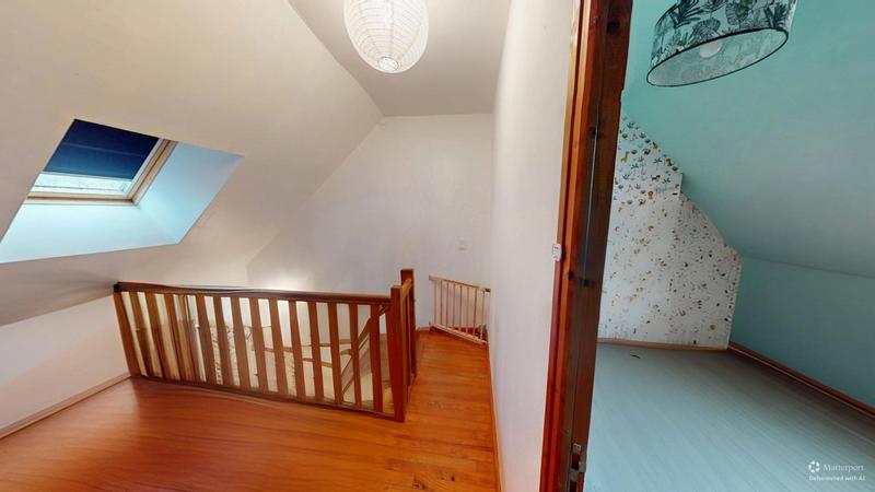 Maison - 161 m² - 6 pièces