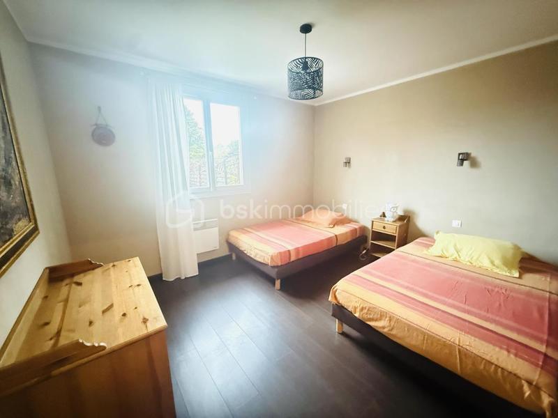 Maison - 96 m² - 5 pièces