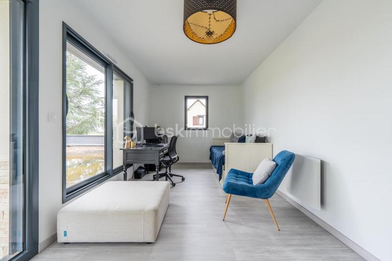 Maison - 293 m² - 8 pièces