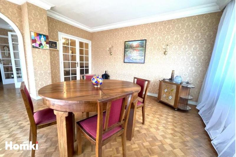 Appartement - 131 m² - 5 pièces