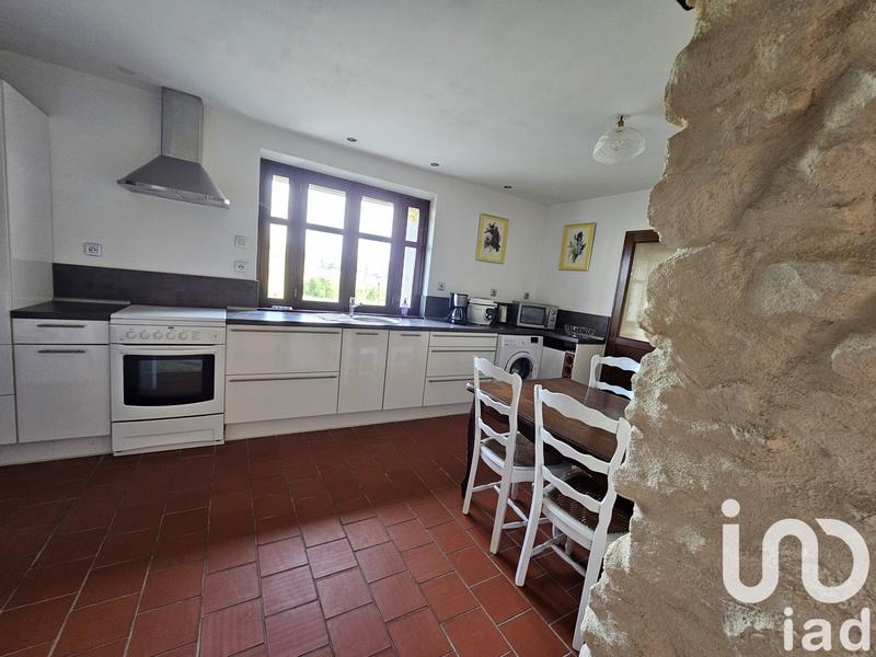 Maison de campagne - 210 m² - 10 pièces