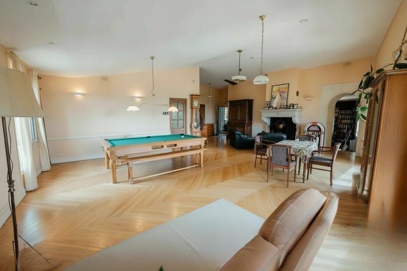 Maison - 194 m² - 7 pièces