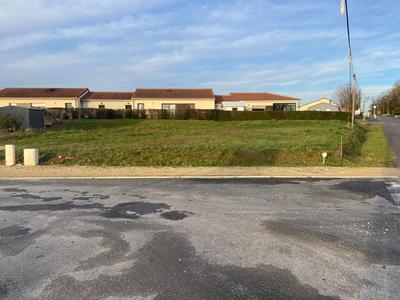 Terrain constructible - 732 m²