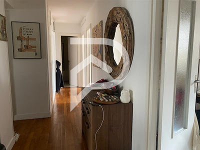 Appartement - 82 m² - 4 pièces