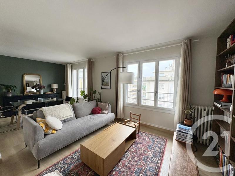 Appartement - 96 m² - 4 pièces