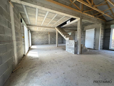 Maison - 130 m² - 4 pièces