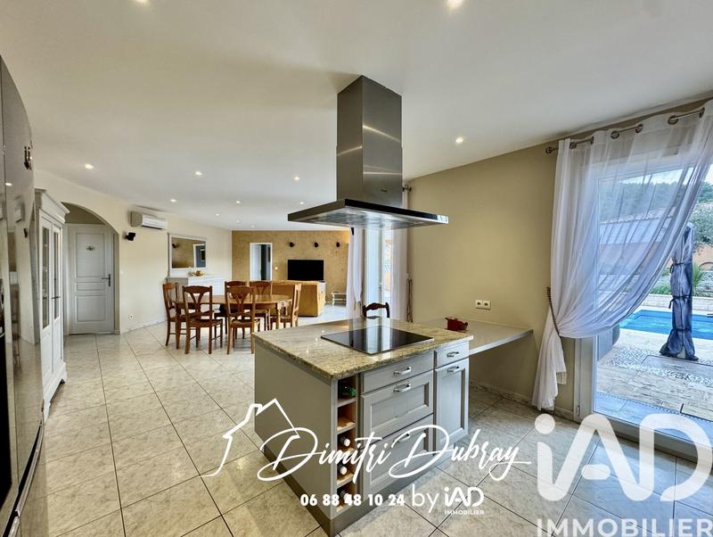 Maison - 182 m² - 6 pièces