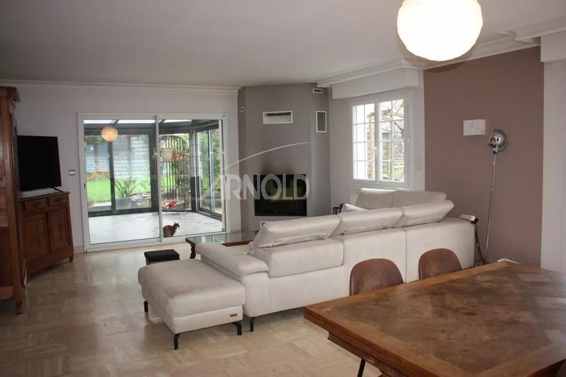 Maison - 168 m² - 7 pièces