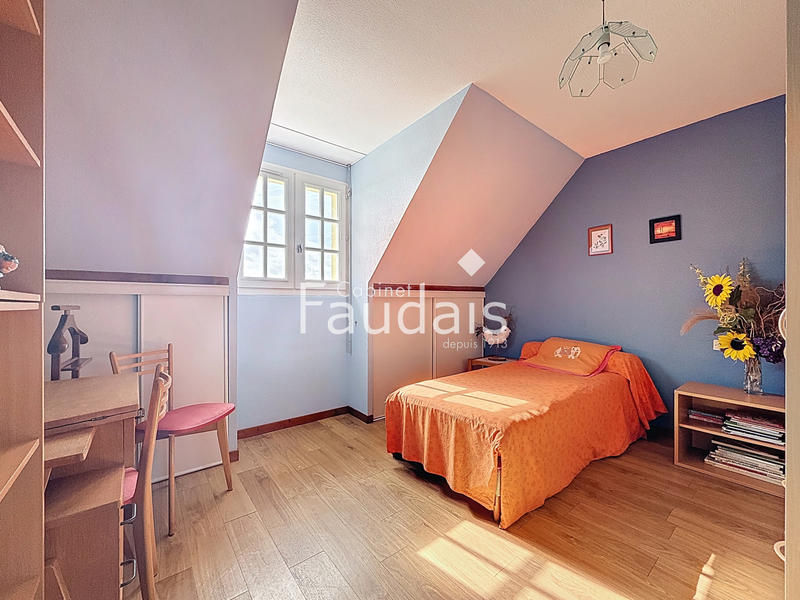 Maison - 135 m² - 7 pièces