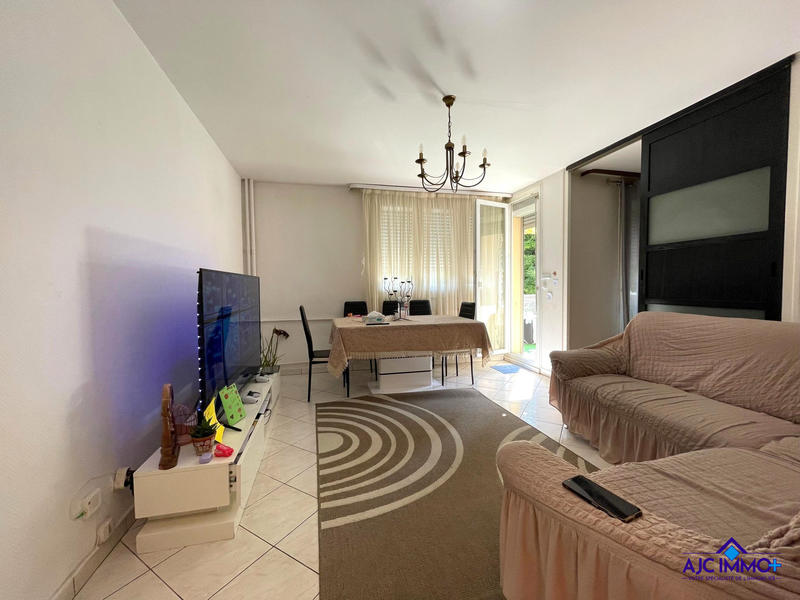 Appartement - 68 m² - 3 pièces