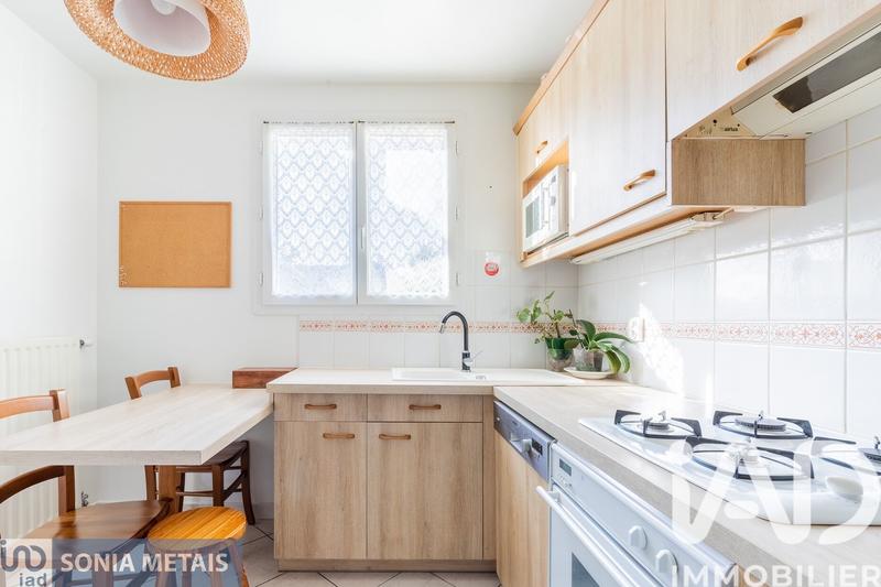 Maison - 95 m² - 5 pièces