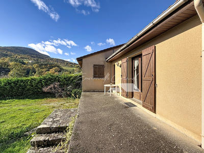 Maison - 85 m² - 3 pièces