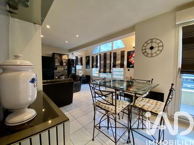 Appartement - 81 m² - 4 pièces