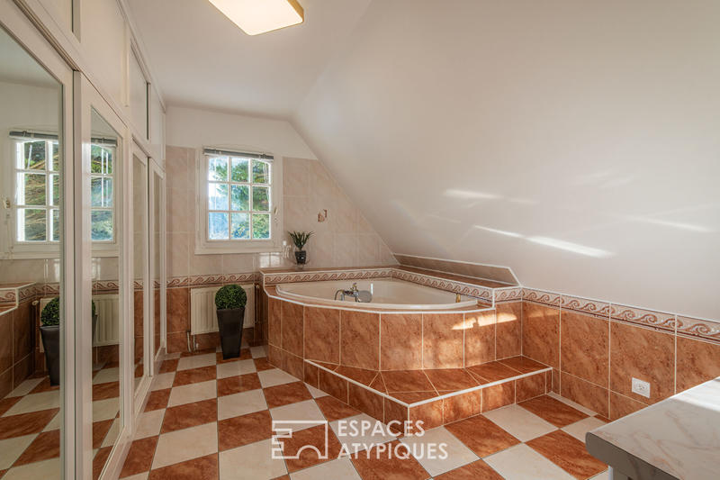 Maison - 207 m² - 8 pièces