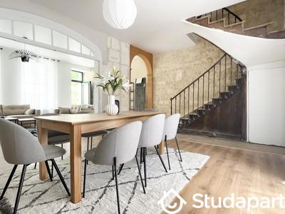 Chambre - 11 m² - 1 pièce