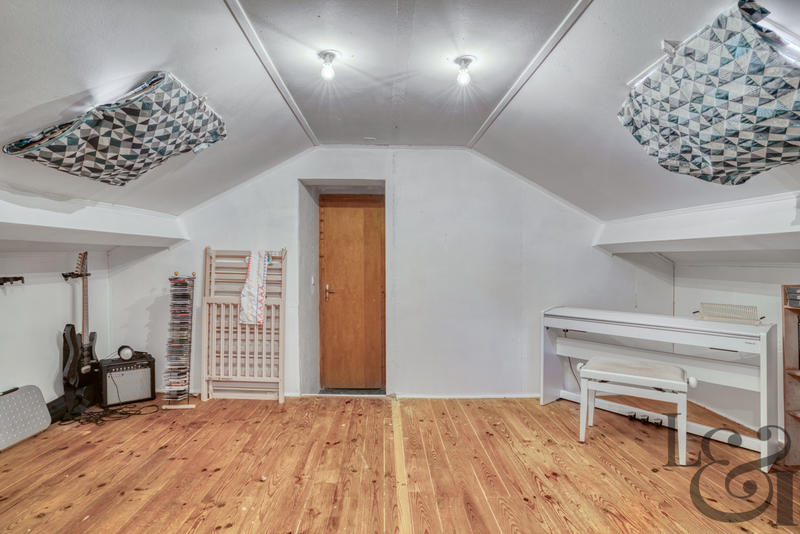 Maison - 160 m² - 4 pièces