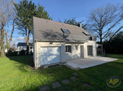 Maison - 107 m² - 6 pièces