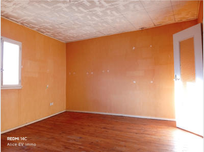 Maison - 220 m² - 11 pièces