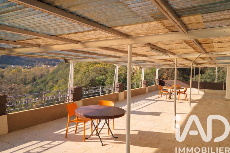 Immeuble - 7 873 m² - 3 pièces