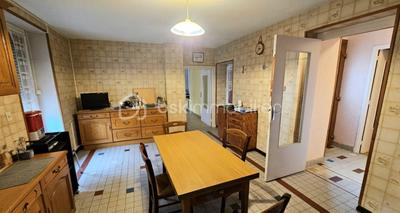 Maison - 94 m² - 4 pièces