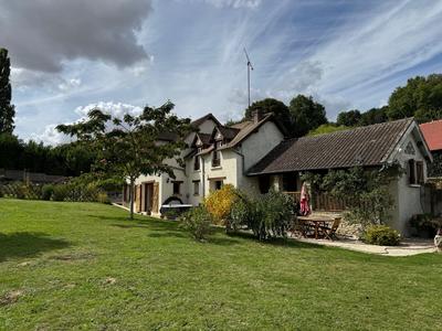 Maison - 172 m² - 8 pièces