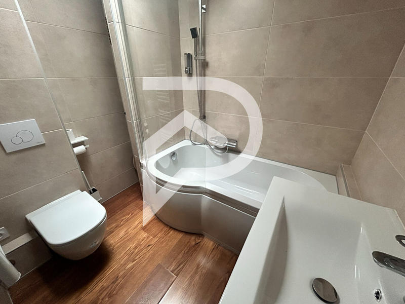 Maison - 171 m² - 6 pièces