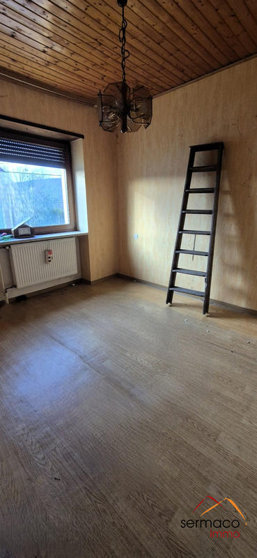 Maison - 177 m² - 7 pièces