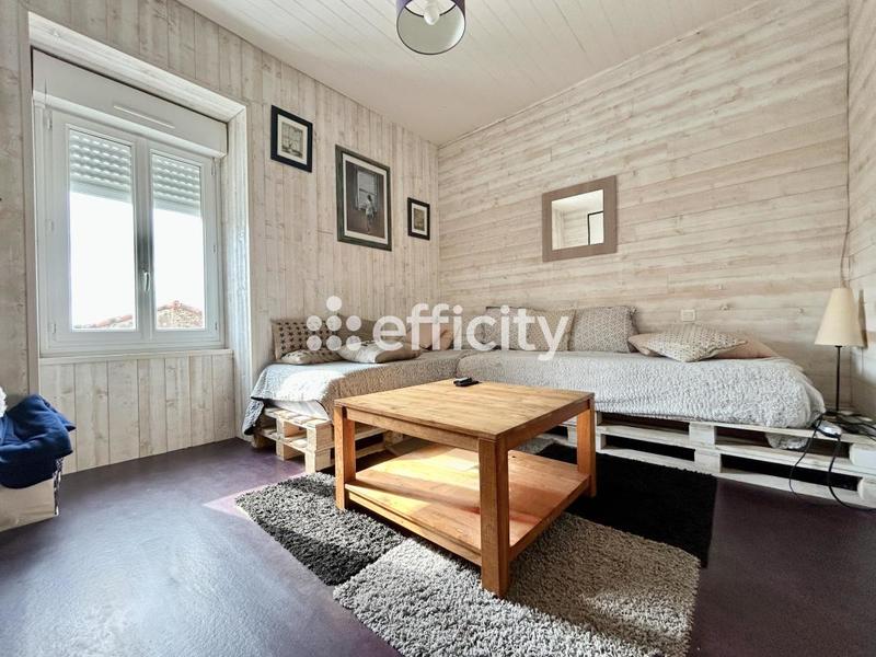 Maison - 167 m² - 6 pièces